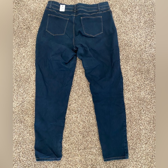 D.Jeans - Picture 2 of 2